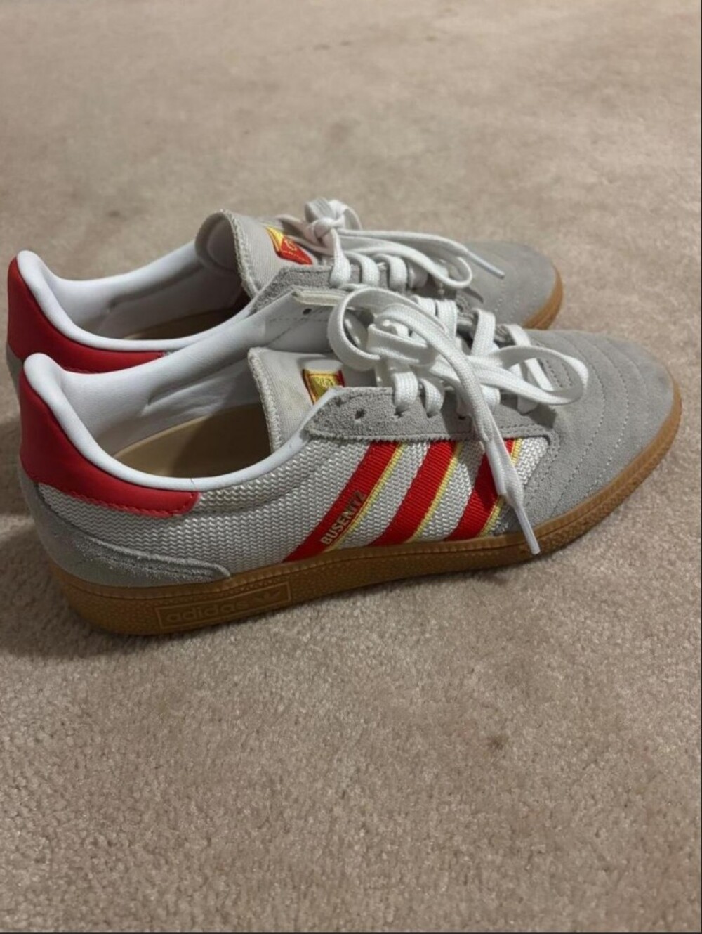 Adidas Busenitz sneakers in gray with red stripe Men's 6.5 / Women's 7.5/8